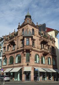 Wiesbaden Eckhaus 1